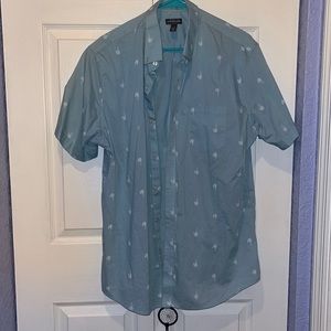 Button up Van Heusen Shirt